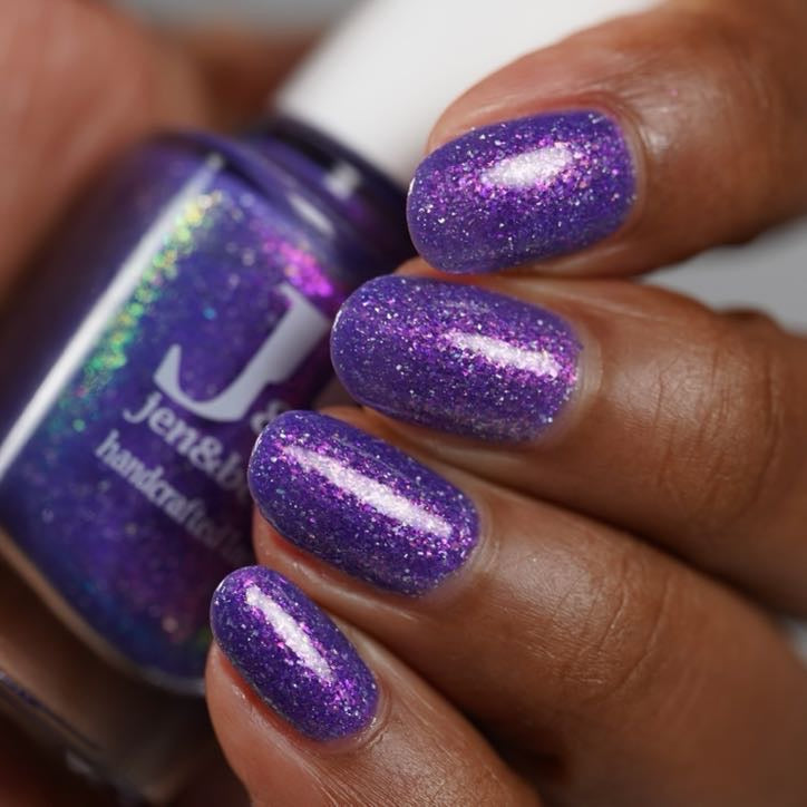 lots of tours - Jen & Berries nail polish