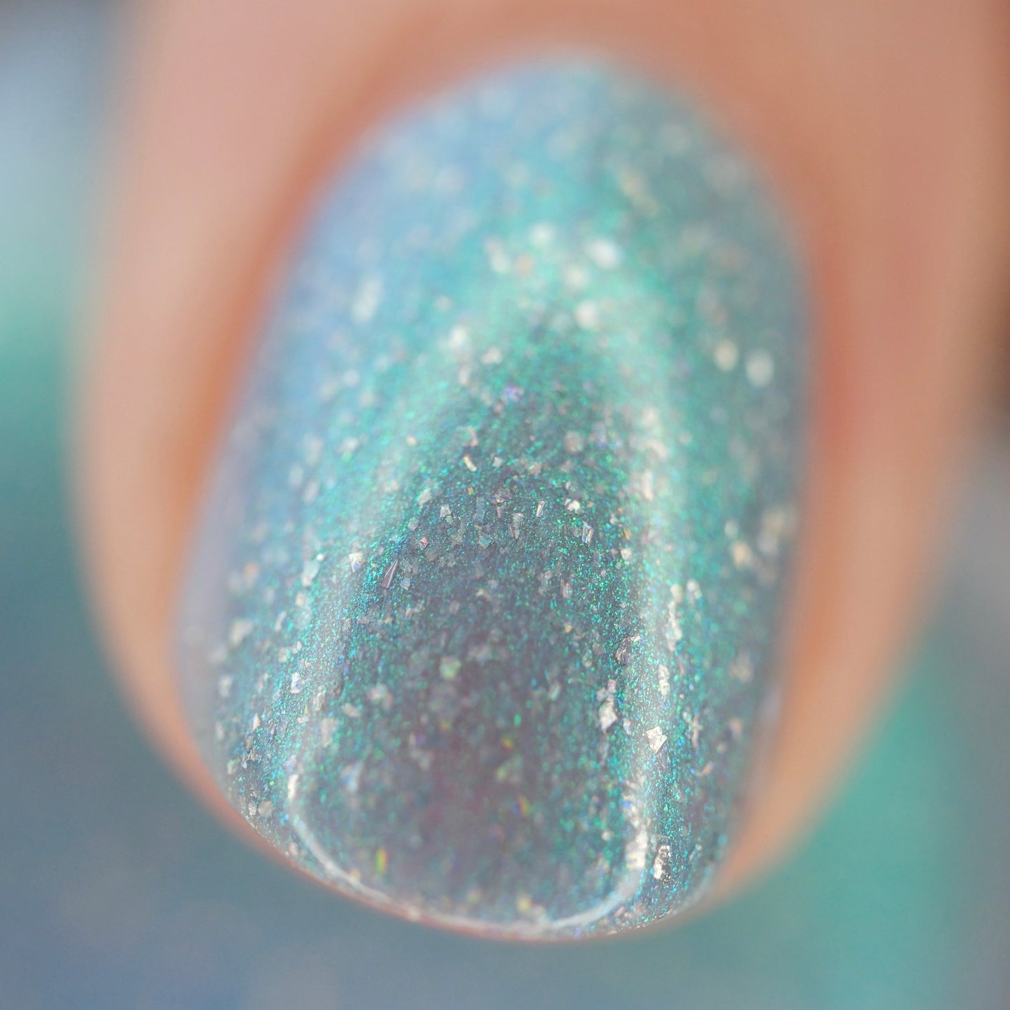 pantone duo overpour - Jen & Berries nail polish