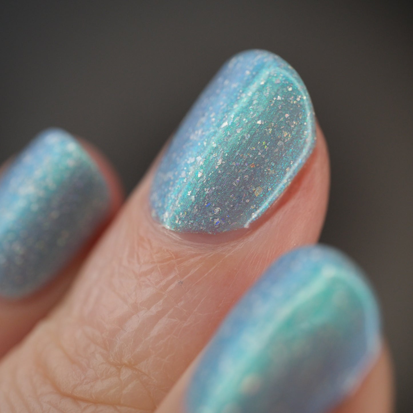 pantone duo overpour - Jen & Berries nail polish
