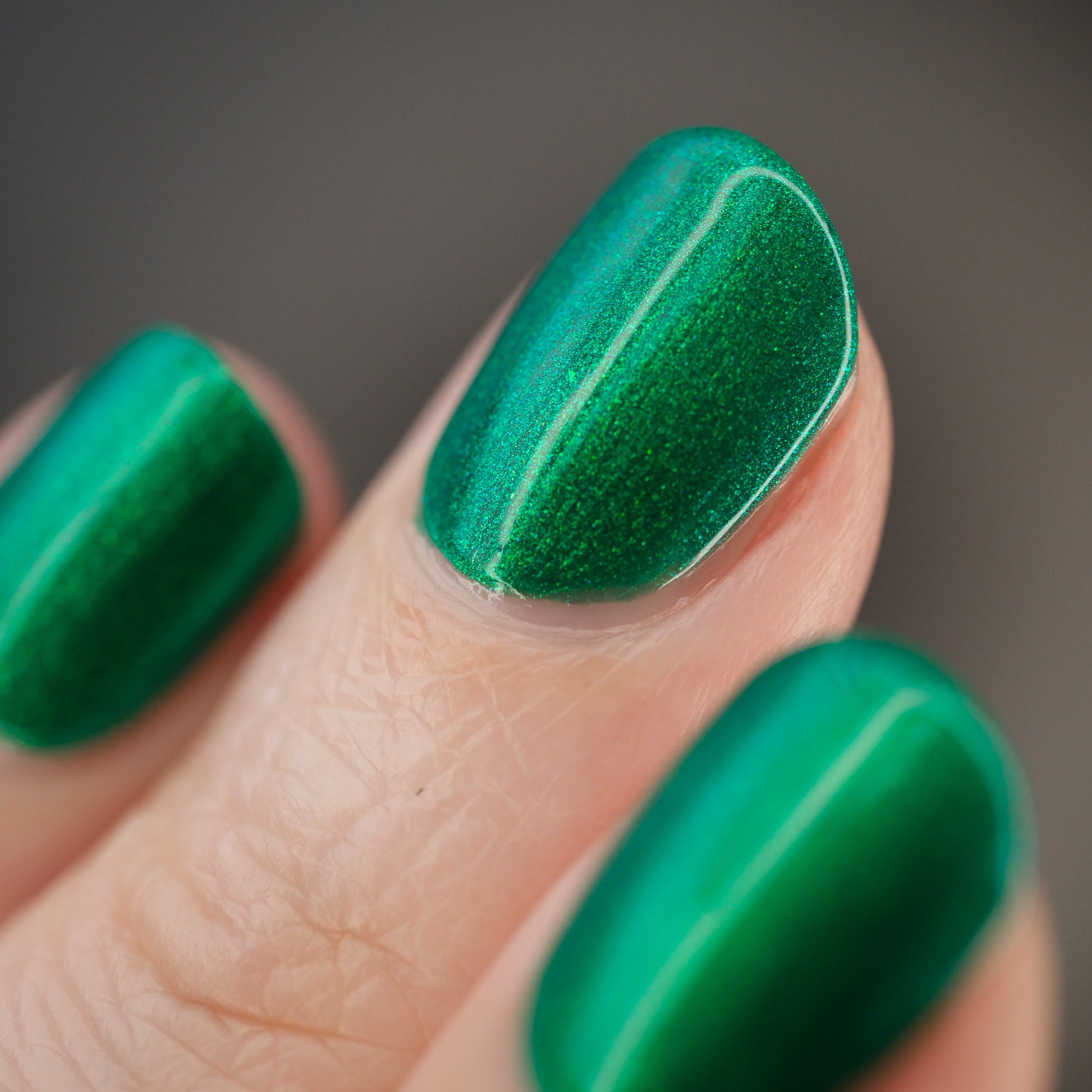 mistletoe mischief - Jen & Berries nail polish