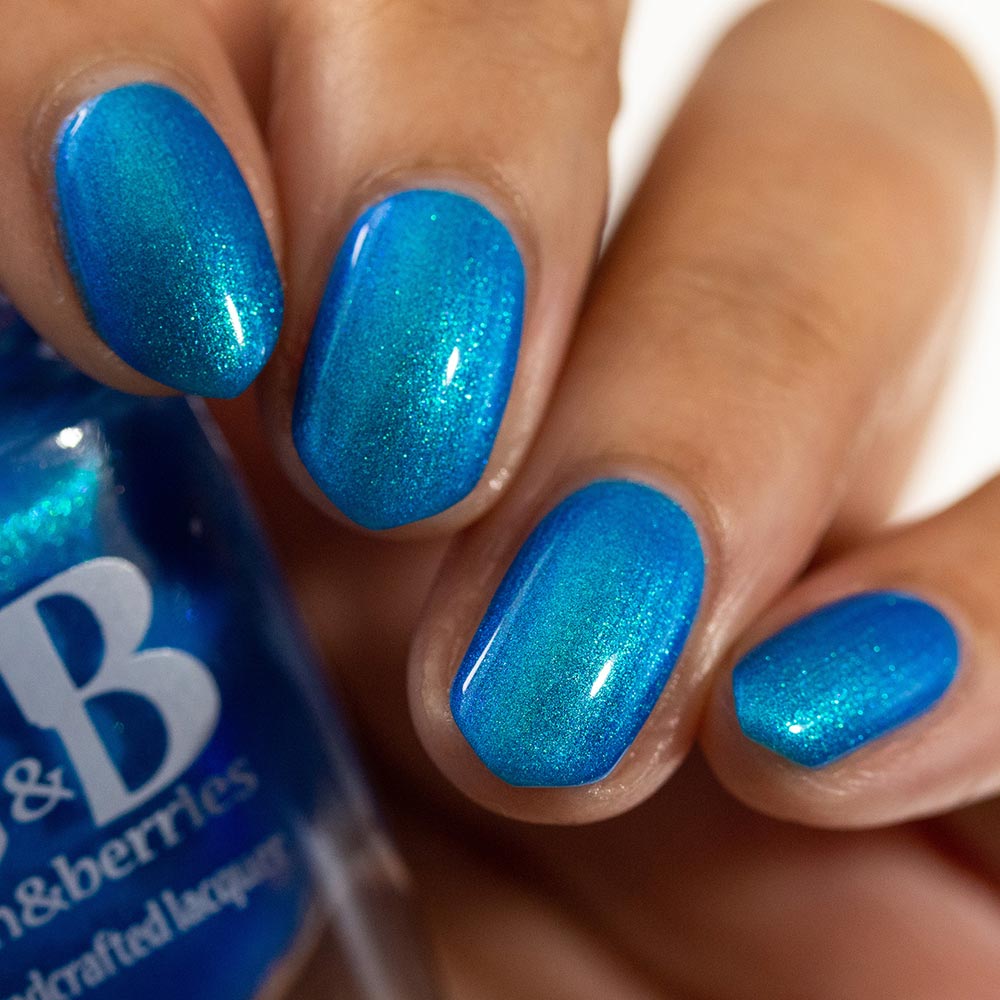 here fishy, fishy - Jen & Berries nail polish