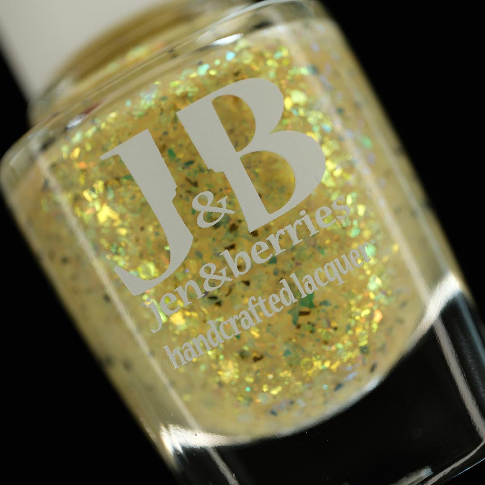 lazy daisy - Jen & Berries nail polish