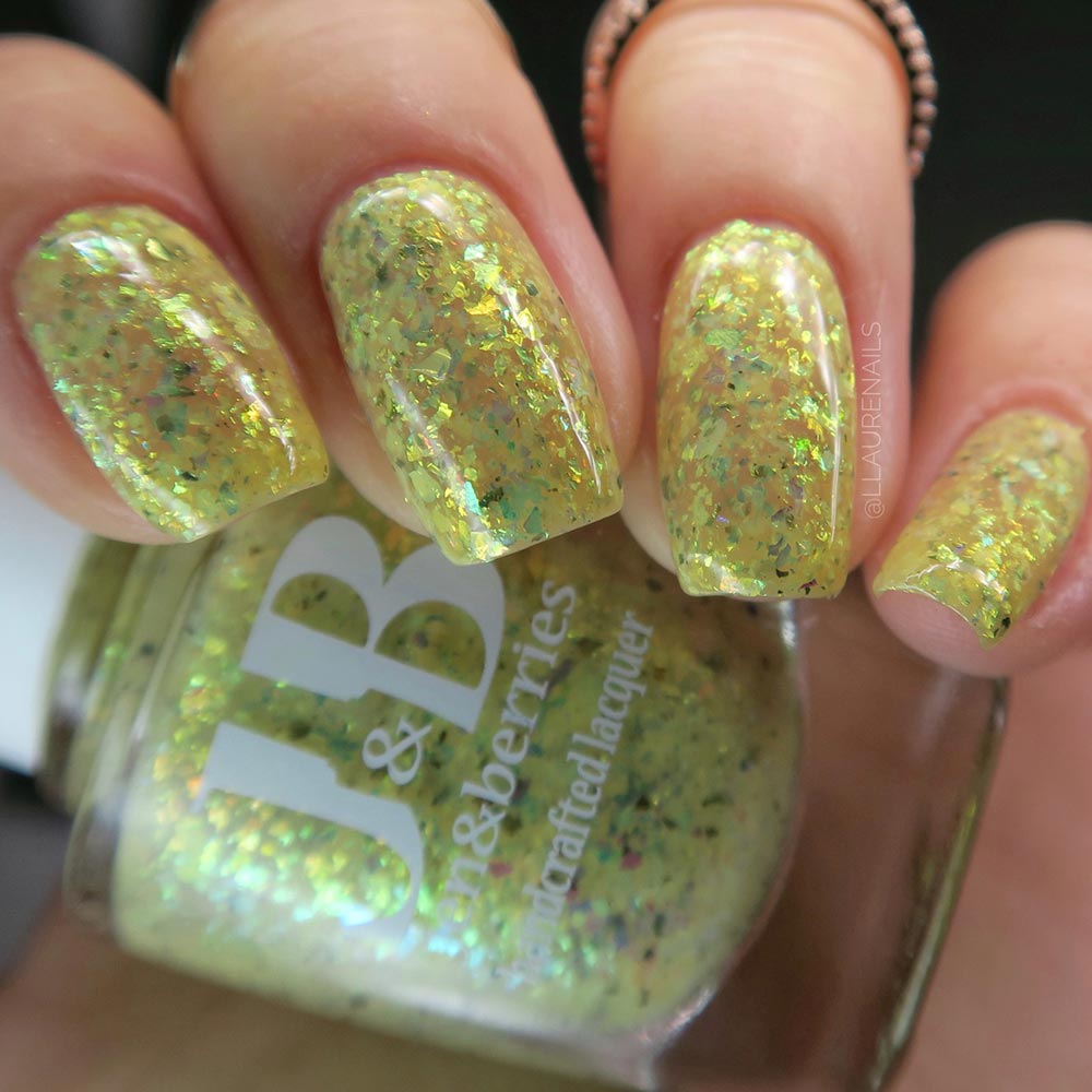 lazy daisy - Jen & Berries nail polish