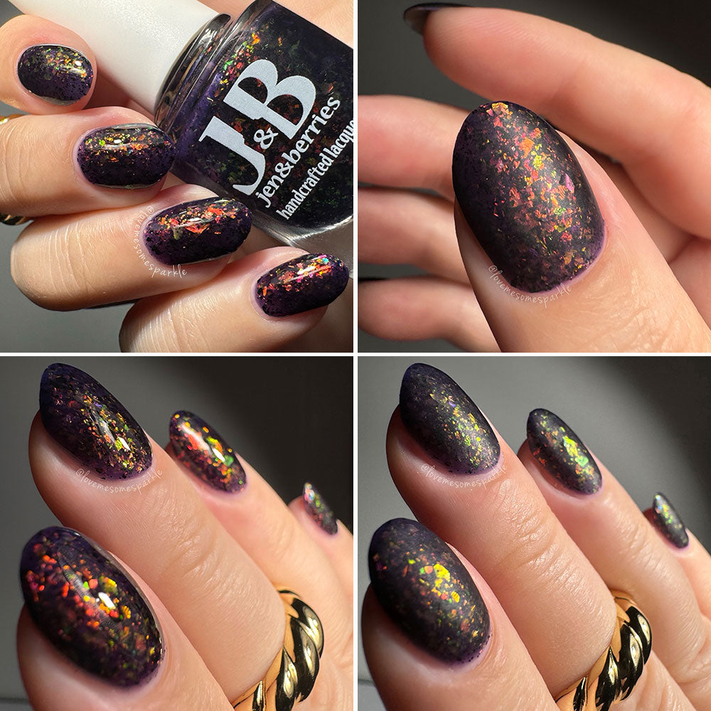 tossed knuckles - Jen & Berries nail polish