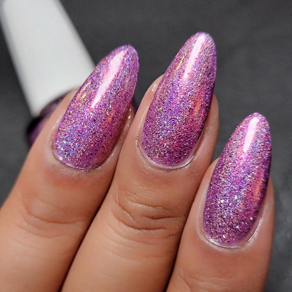 glamour & glitter - Jen & Berries nail polish