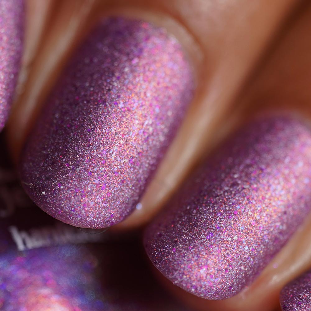 glamour & glitter - Jen & Berries nail polish