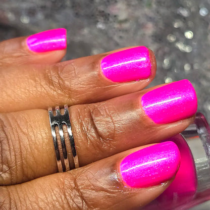 ain't no dust in my house! - Jen & Berries nail polish