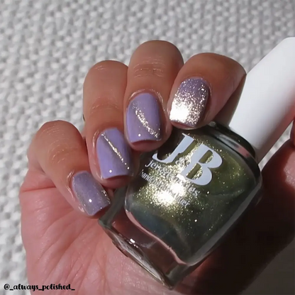 champagne spray - Jen & Berries nail polish