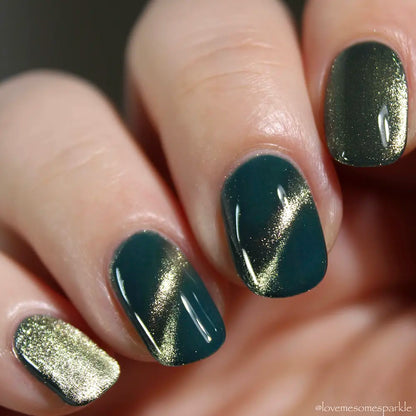 champagne spray - Jen & Berries nail polish