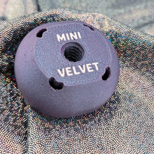 snazzymag mini velvet puck