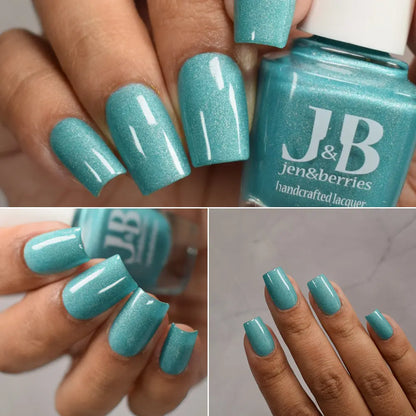 slide effect - Jen & Berries nail polish