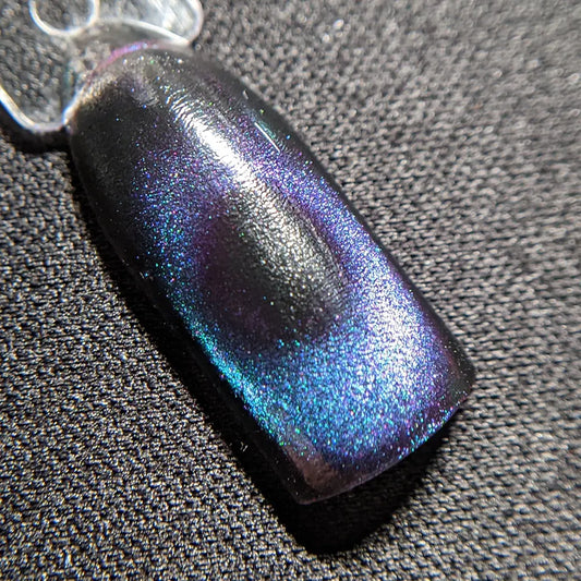 snazzymag vortex puck - Jen & Berries nail polish